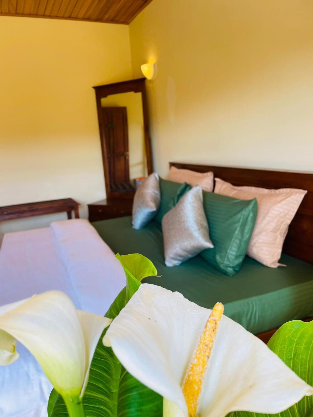 Golden King Cottage Nuwara Eliya Room photo